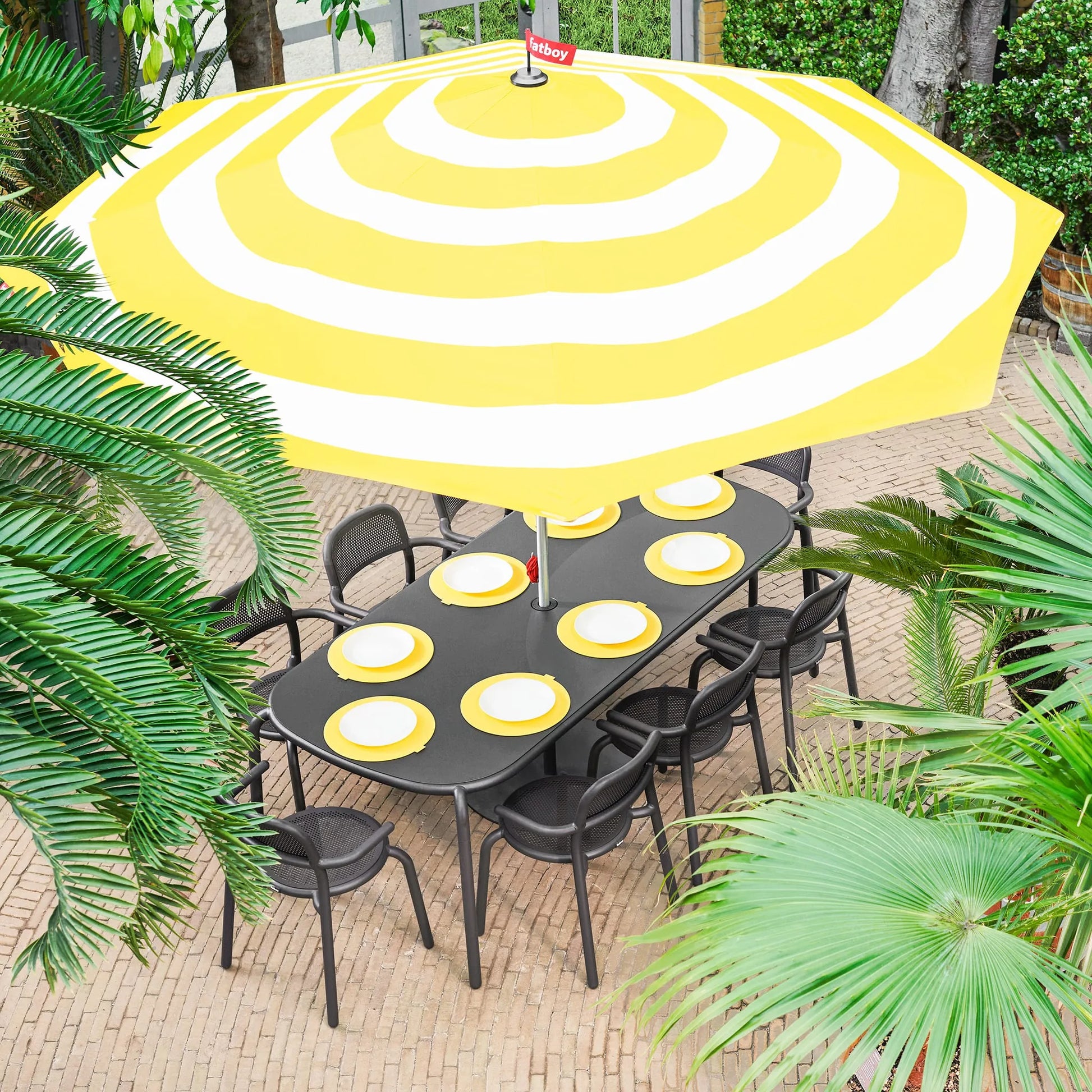 Toní Armchair Nüline Distribution Outdoor Chairs art-noise.myshopify.com toni-armchair Toní Armchair Nüline Distribution Outdoor Chairs art-noise.myshopify.com toni-armchair
