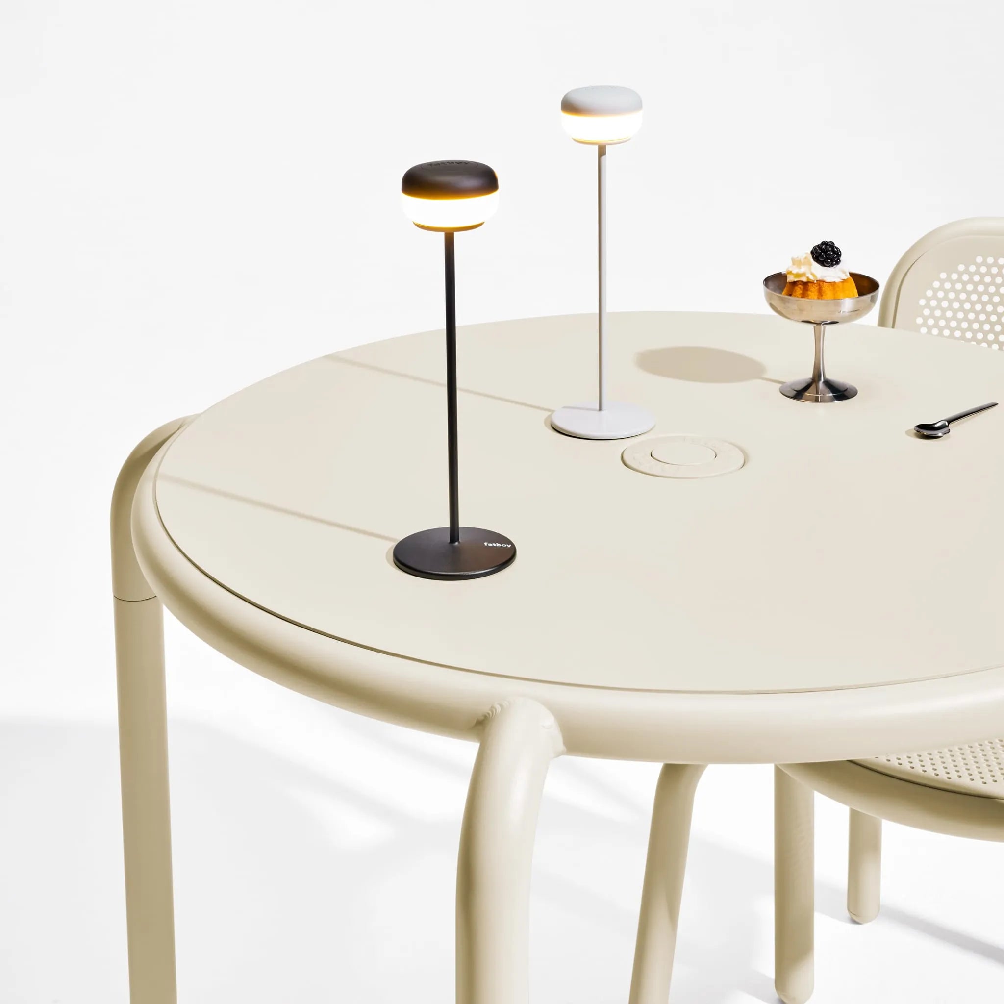 Toní Bistreau<br> Up to 4-Seater Nüline Distribution Outdoor Tables art-noise.myshopify.com toni-bistreau-br-up-to-4-seater Toní Bistreau<br> Up to 4-Seater Nüline Distribution Outdoor Tables art-noise.myshopify.com toni-bistreau-br-up-to-4-seater