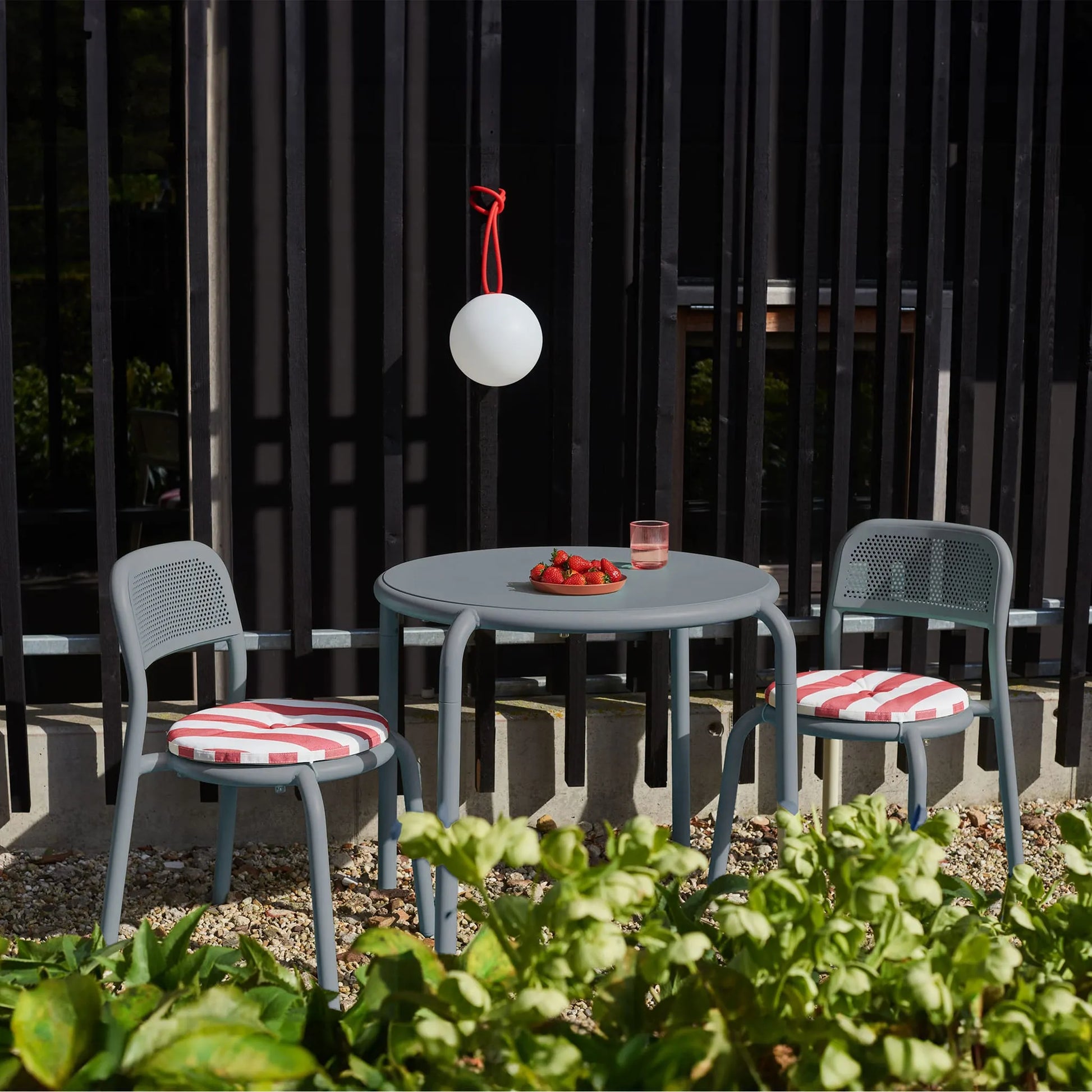 Toní Bistreau<br> Up to 4-Seater Nüline Distribution Outdoor Tables art-noise.myshopify.com toni-bistreau-br-up-to-4-seater Toní Bistreau<br> Up to 4-Seater Nüline Distribution Outdoor Tables art-noise.myshopify.com toni-bistreau-br-up-to-4-seater