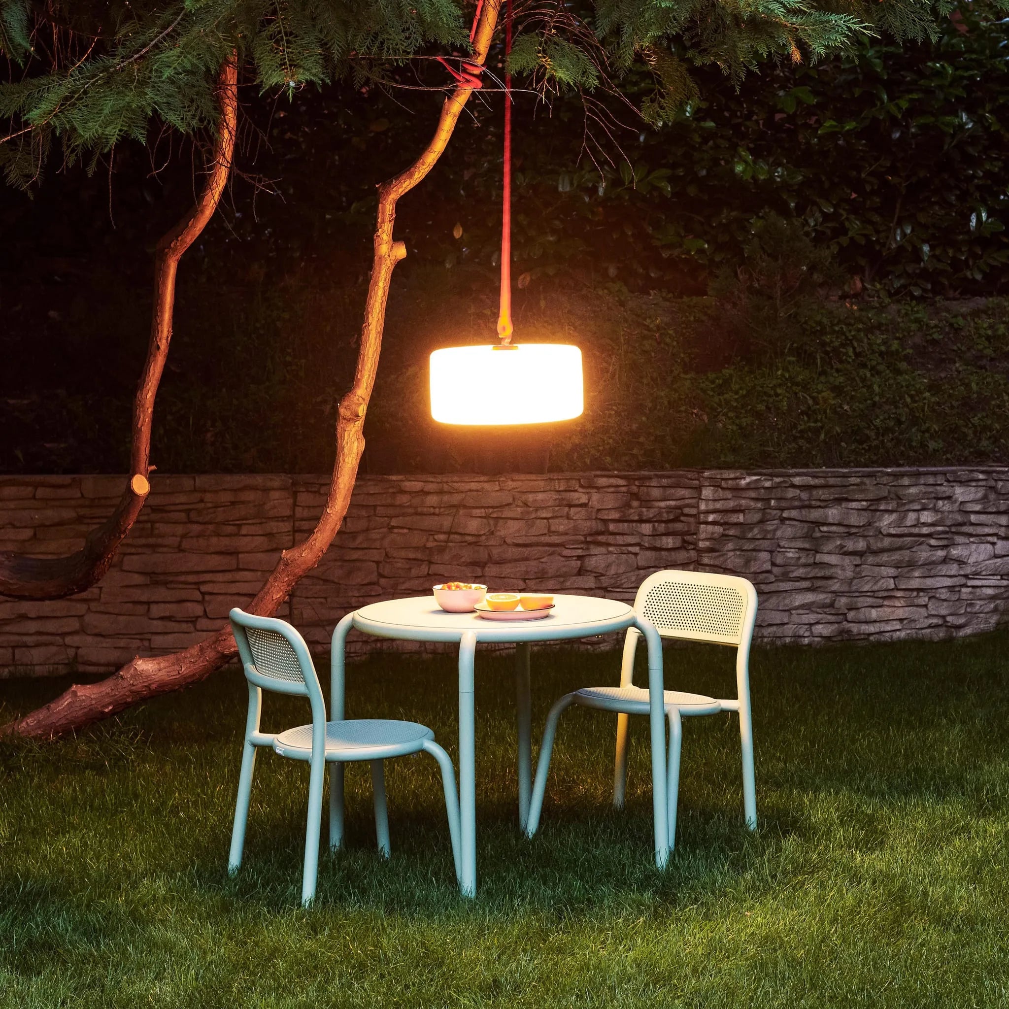 Toní Bistreau<br> Up to 4-Seater Nüline Distribution Outdoor Tables art-noise.myshopify.com toni-bistreau-br-up-to-4-seater Toní Bistreau<br> Up to 4-Seater Nüline Distribution Outdoor Tables art-noise.myshopify.com toni-bistreau-br-up-to-4-seater