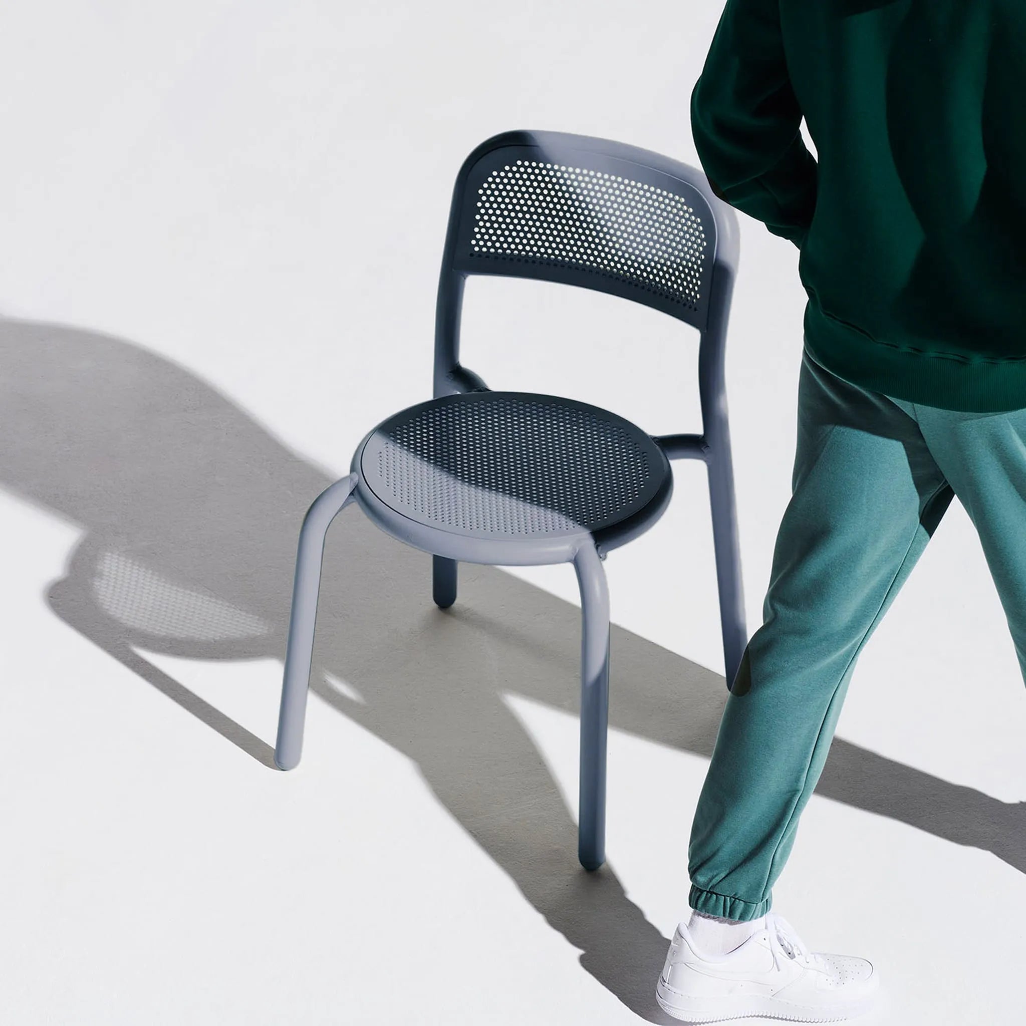 Toní Chair Nüline Distribution Outdoor Chairs art-noise.myshopify.com toni-chair Toní Chair Nüline Distribution Outdoor Chairs art-noise.myshopify.com toni-chair