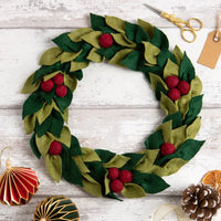 Wool Couture - Christmas Berry Wreath Felt Craft Kit - Art Noise