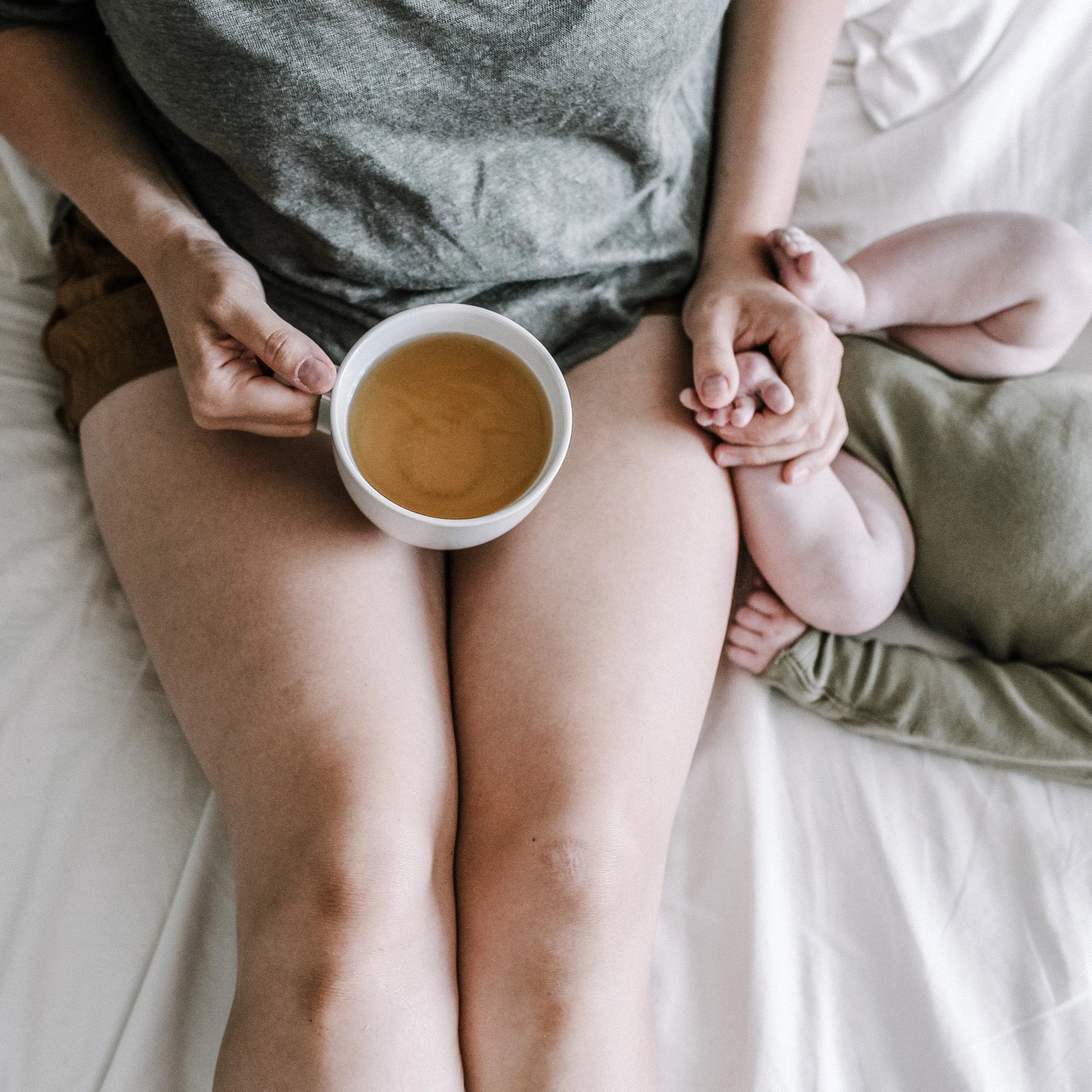 Organic Mothers Helper Postpartum Tea Bush Berry TEA art-noise.myshopify.com organic-mothers-helper-postpartum-tea Organic Mothers Helper Postpartum Tea Bush Berry TEA art-noise.myshopify.com organic-mothers-helper-postpartum-tea