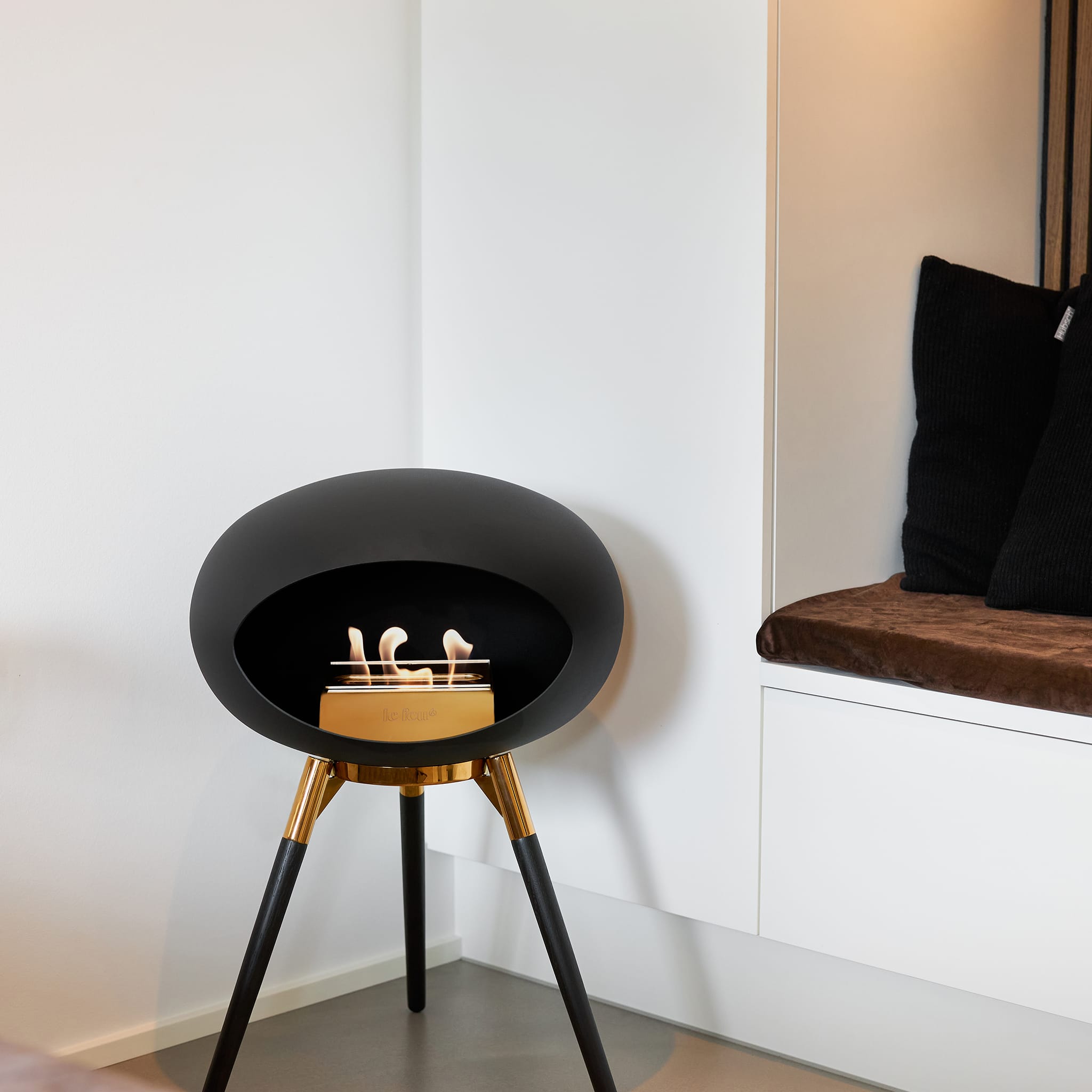 Le Feu Ground Low Dome <br>Black