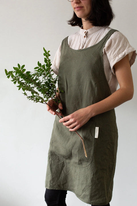 Linen Apron - Forest green Confetti Mill Aprons art-noise.myshopify.com linen-apron-forest-green Linen Apron - Forest green Confetti Mill Aprons art-noise.myshopify.com linen-apron-forest-green