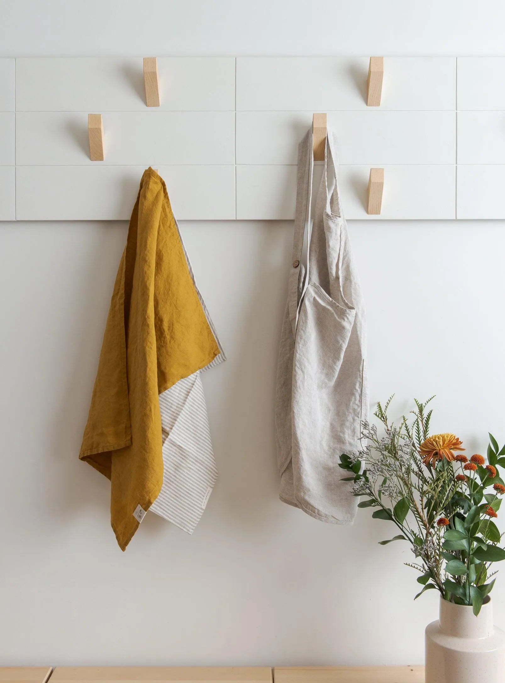 Linen Apron - Oat Confetti Mill Aprons art-noise.myshopify.com linen-apron-oat Linen Apron - Oat Confetti Mill Aprons art-noise.myshopify.com linen-apron-oat