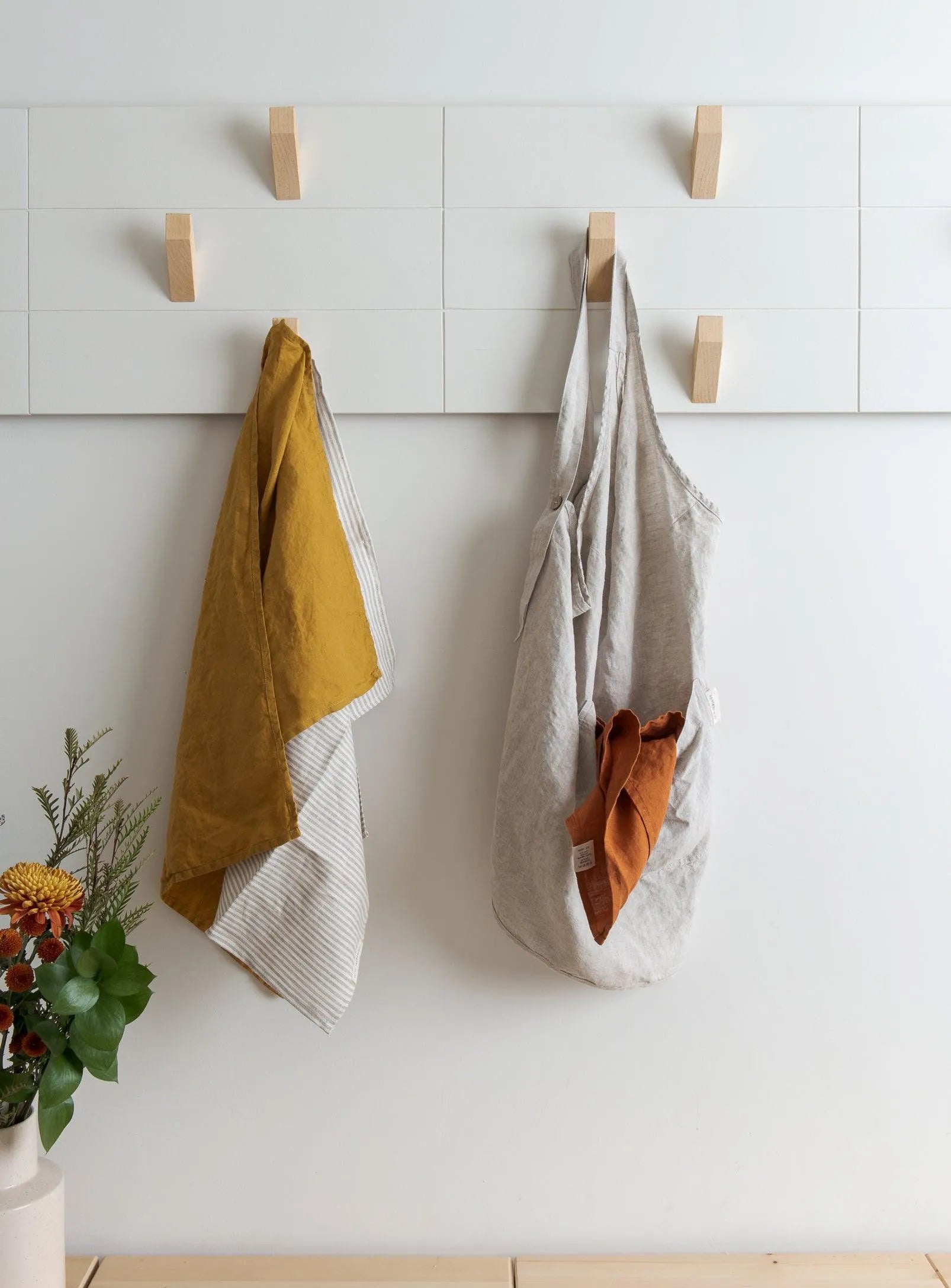 Linen Apron - Oat Confetti Mill Aprons art-noise.myshopify.com linen-apron-oat Linen Apron - Oat Confetti Mill Aprons art-noise.myshopify.com linen-apron-oat
