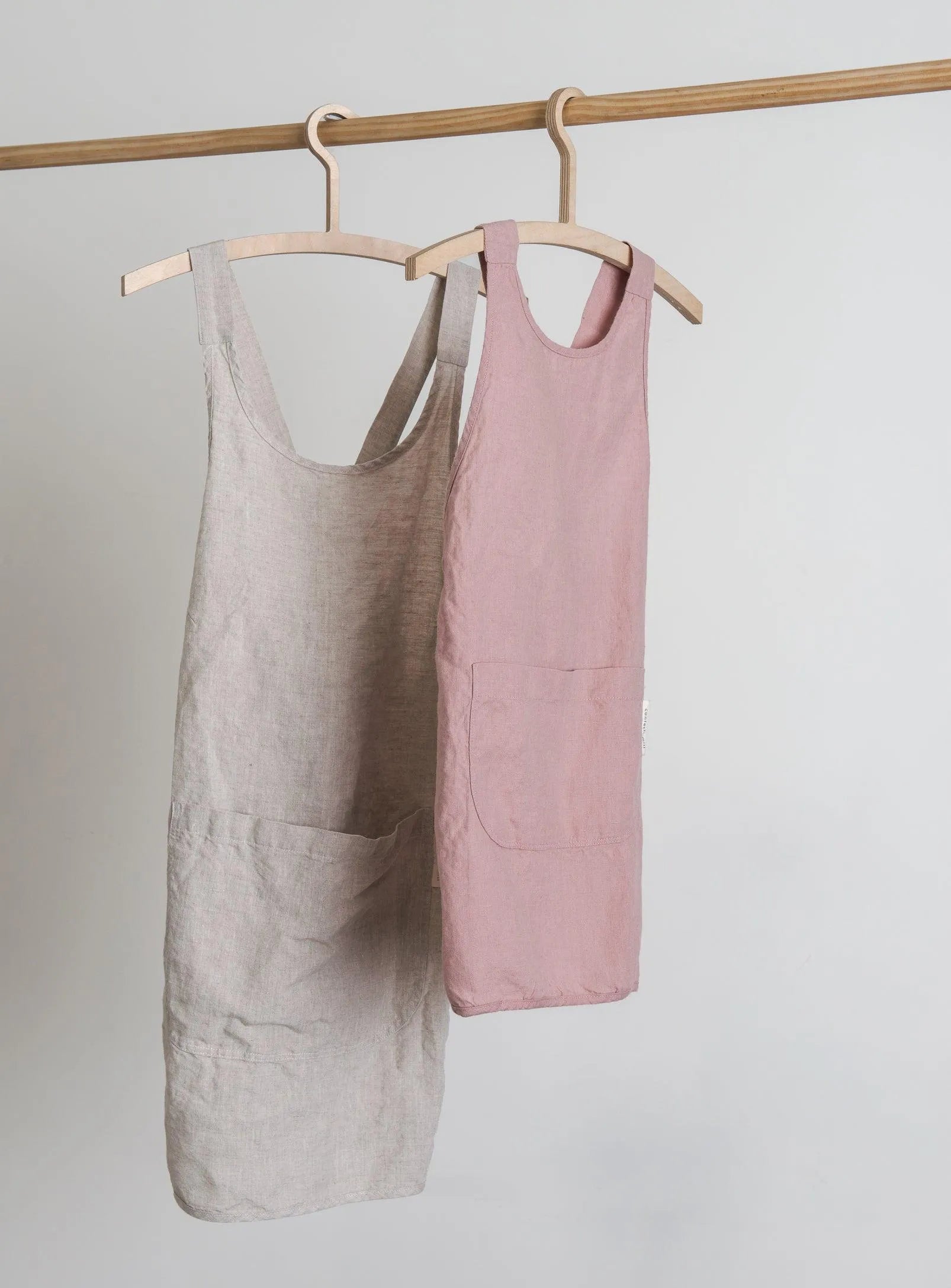Linen Apron - Oat Confetti Mill Aprons art-noise.myshopify.com linen-apron-oat Linen Apron - Oat Confetti Mill Aprons art-noise.myshopify.com linen-apron-oat