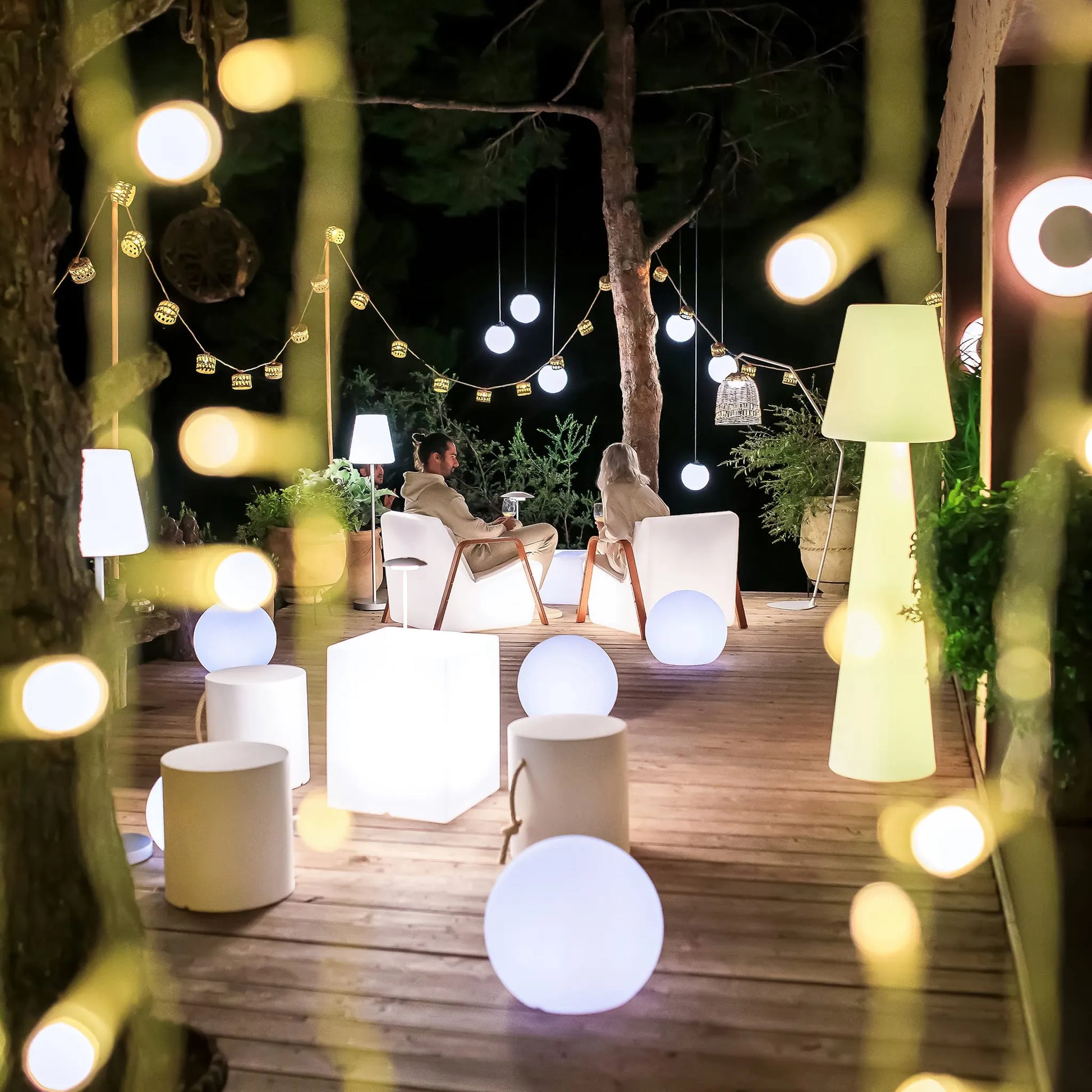 Lola 200 Nüline Distribution Lamps art-noise.myshopify.com lola-200 Lola 200 Nüline Distribution Lamps art-noise.myshopify.com lola-200