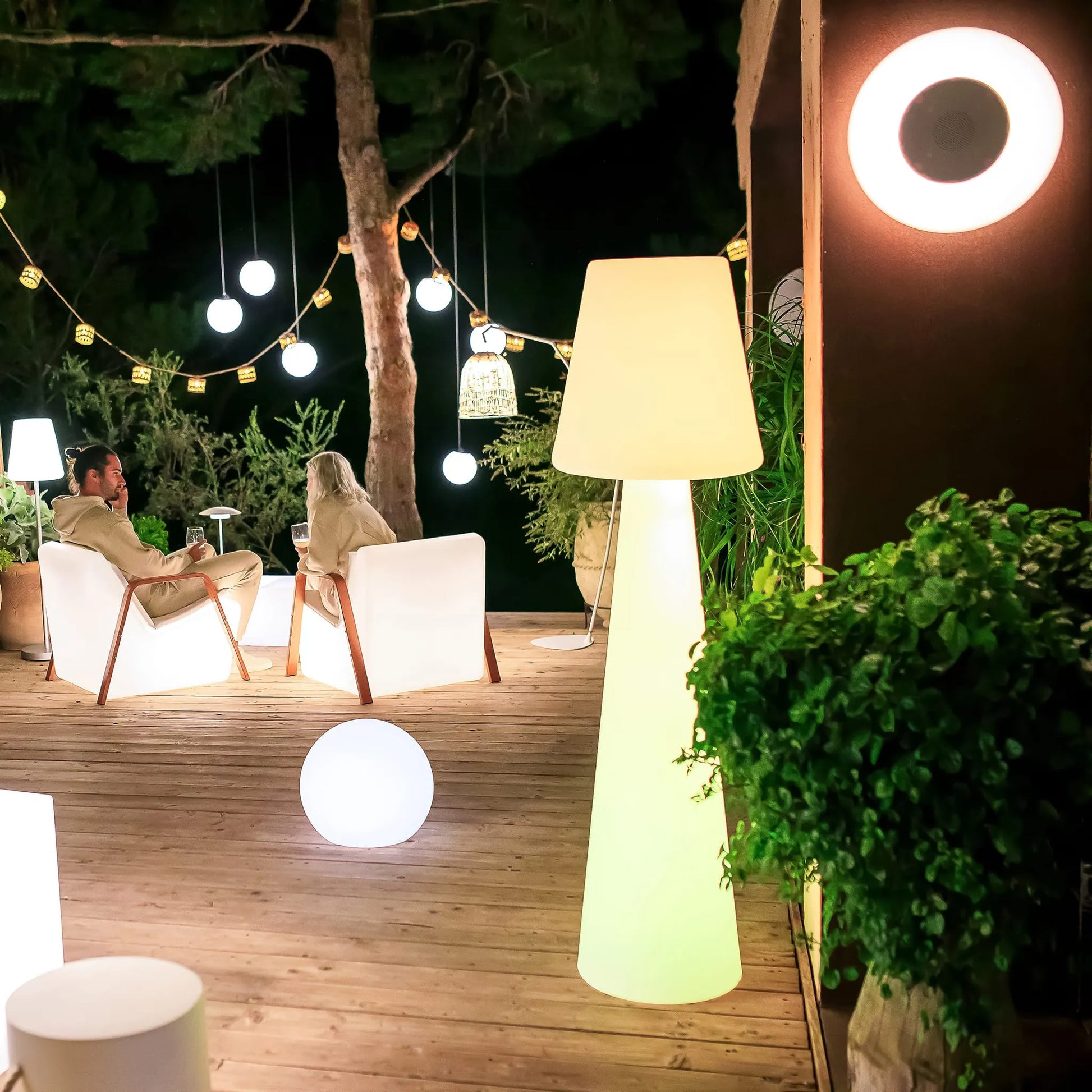 Lola 200 Nüline Distribution Lamps art-noise.myshopify.com lola-200 Lola 200 Nüline Distribution Lamps art-noise.myshopify.com lola-200