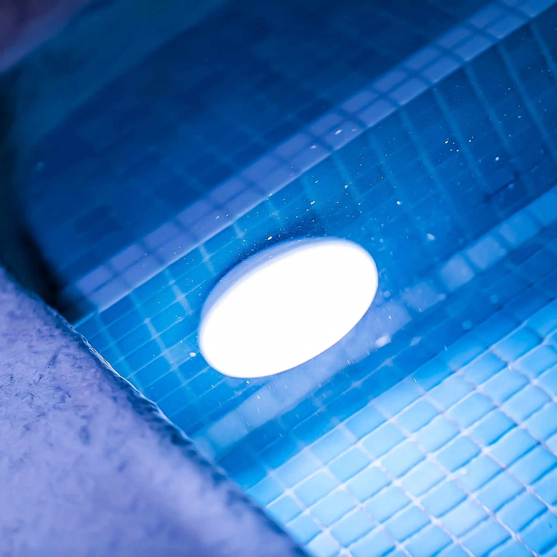 Papaya 12 Nüline Distribution Floating & Submersible Lights art-noise.myshopify.com papaya-12 Papaya 12 Nüline Distribution Floating & Submersible Lights art-noise.myshopify.com papaya-12