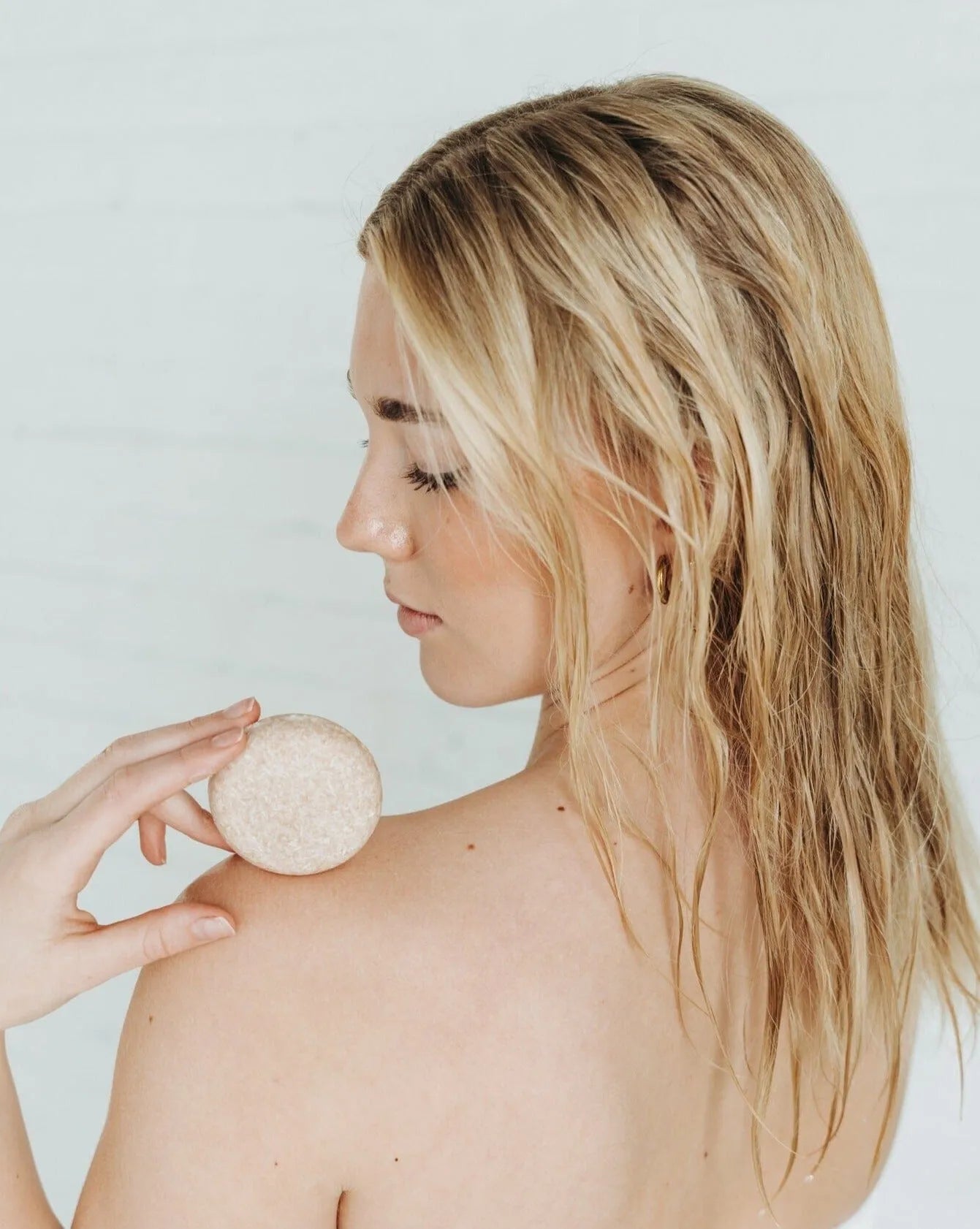 Shampoo Bar | Cedar + Patchouli Zero Waste MVMT Shampoo Bar art-noise.myshopify.com shampoo-bar-cedar-patchouli Shampoo Bar | Cedar + Patchouli Zero Waste MVMT Shampoo Bar art-noise.myshopify.com shampoo-bar-cedar-patchouli