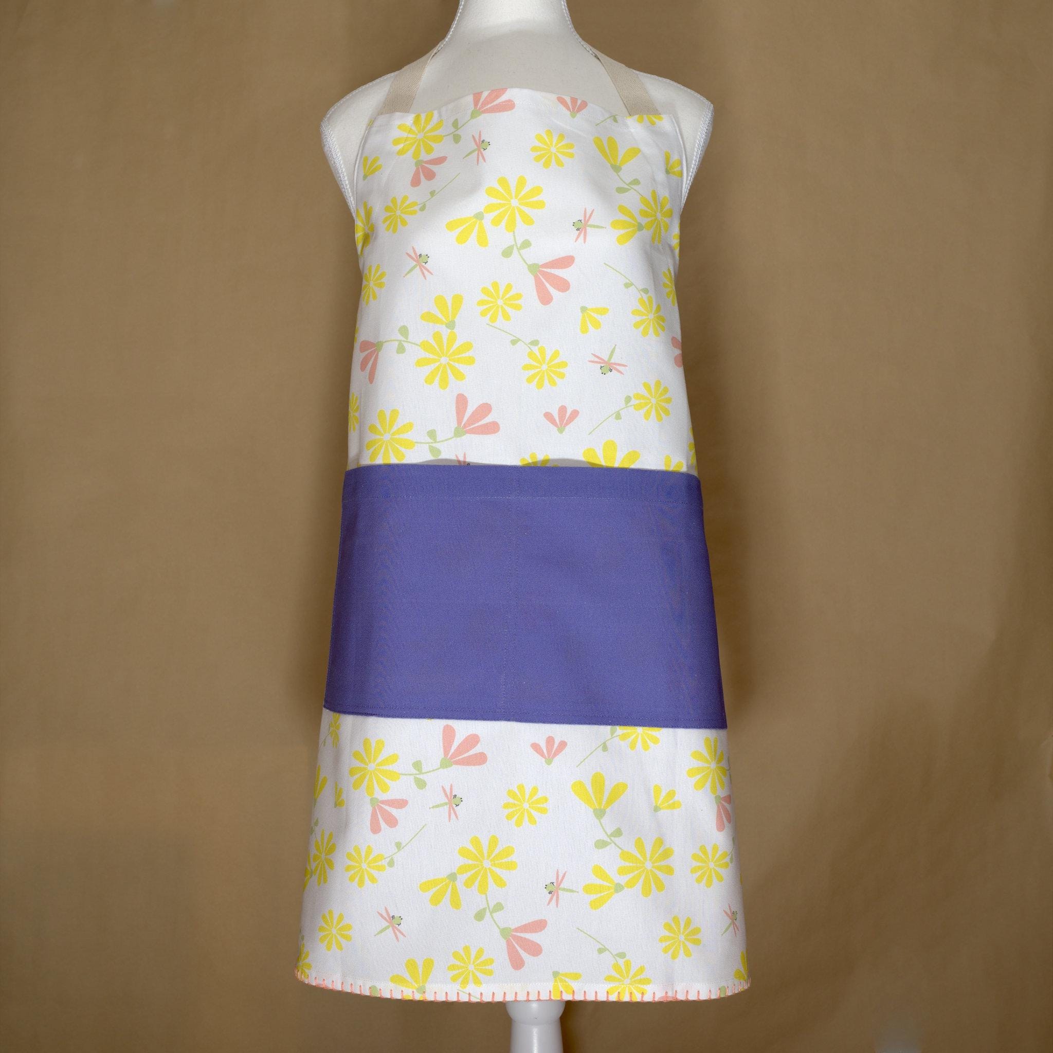 Shy Dragonfly: Washable Cotton Apron-4 Colors