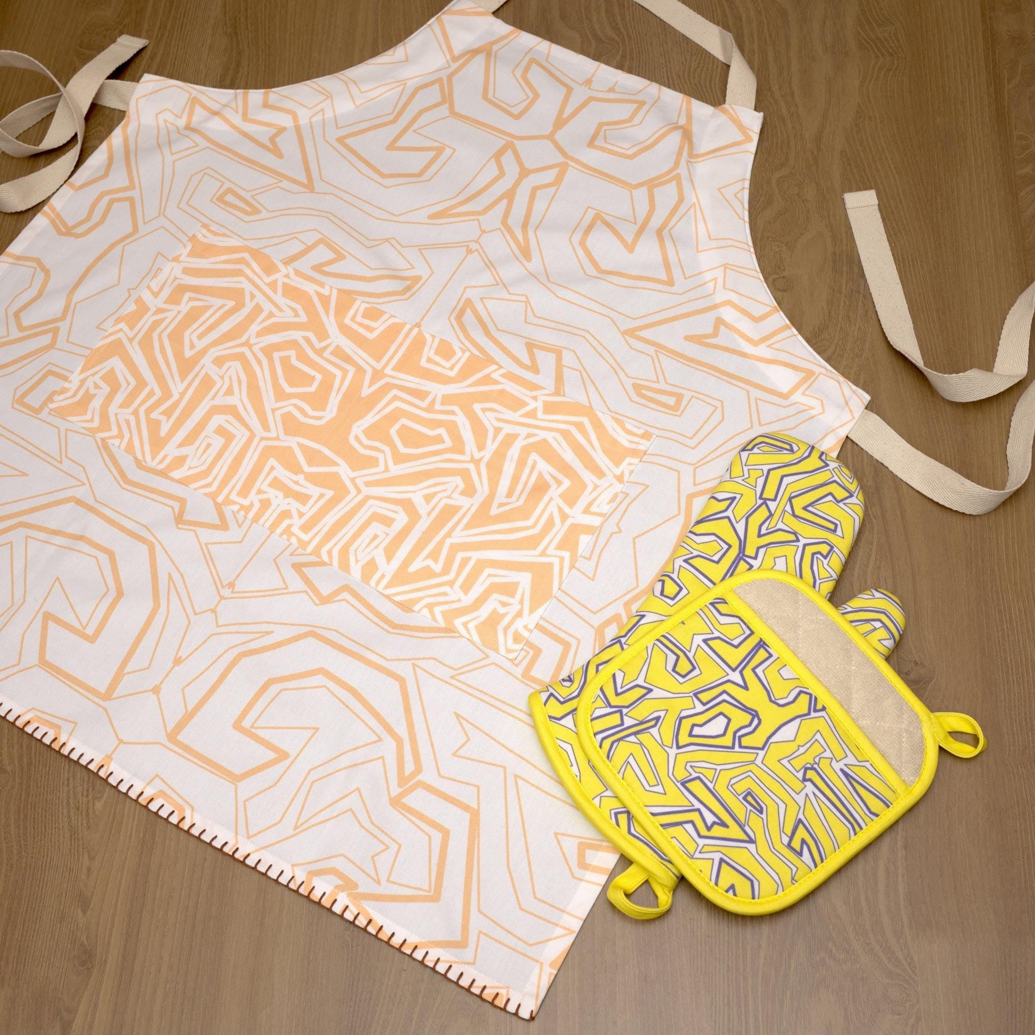 Squiggles: Fun Cotton Oven Mitt and Pot Holde