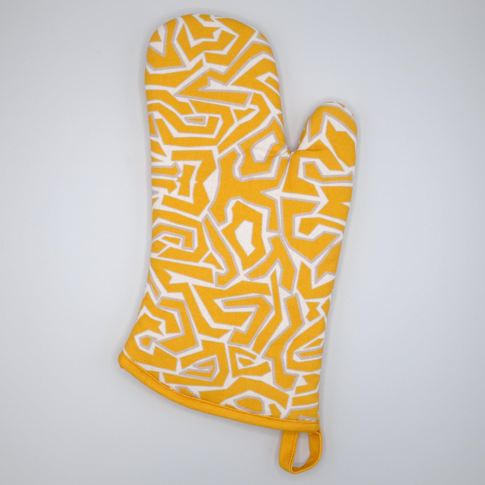Squiggles: Fun Cotton Oven Mitt and Pot Holde