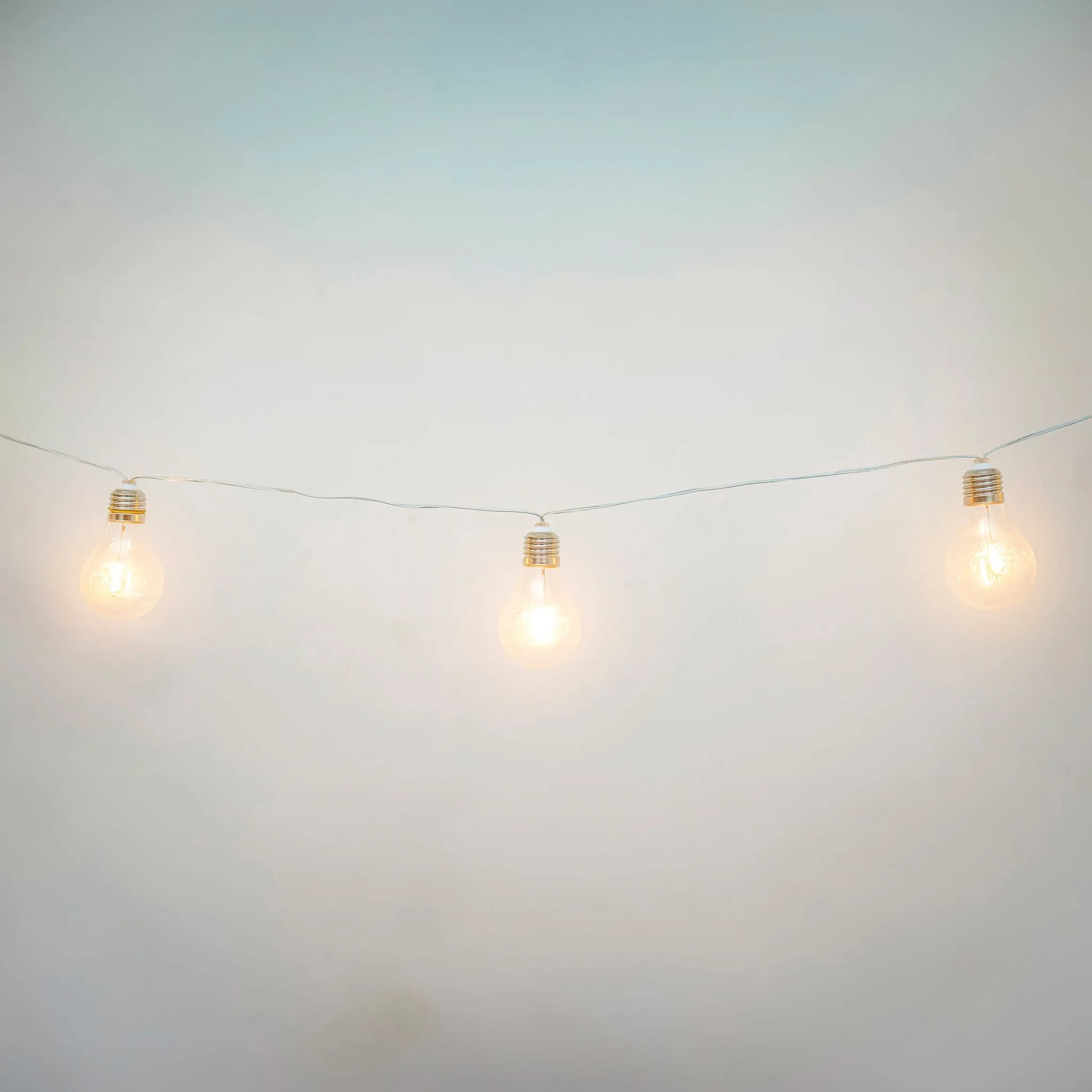 Stella<br> Solar-charged Garland Nüline Distribution Wreaths & Garlands art-noise.myshopify.com stella-br-solar-charged-garland Stella<br> Solar-charged Garland Nüline Distribution Wreaths & Garlands art-noise.myshopify.com stella-br-solar-charged-garland