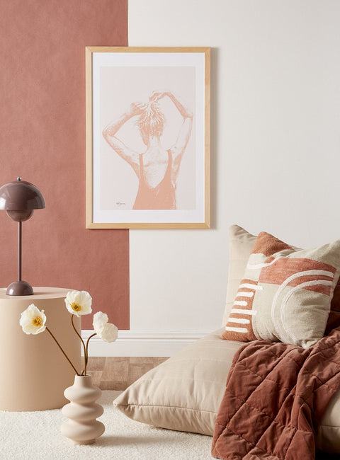 Taking Time Women Figure - Abricot on cream