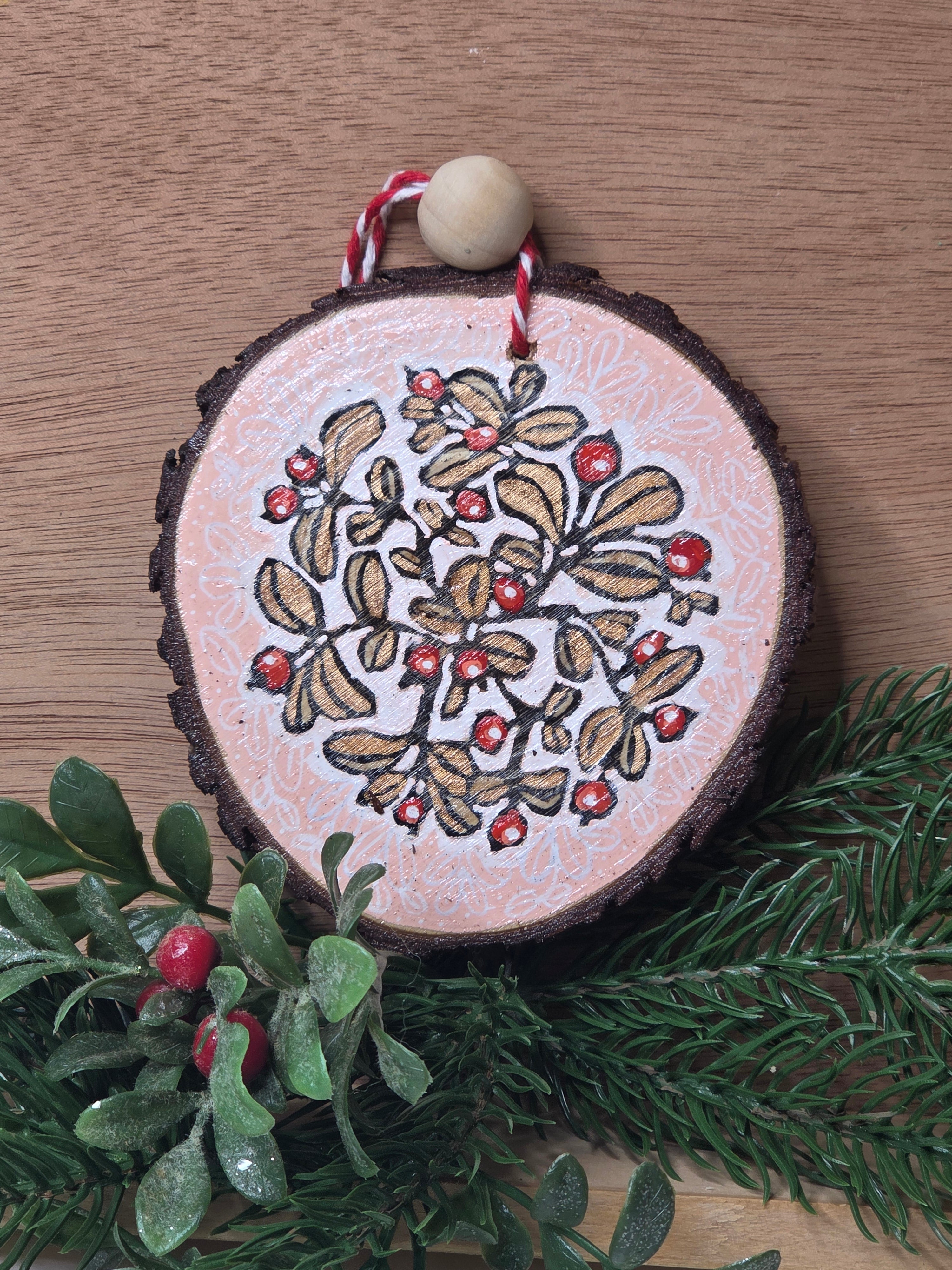 Ornament "Winter Berry"