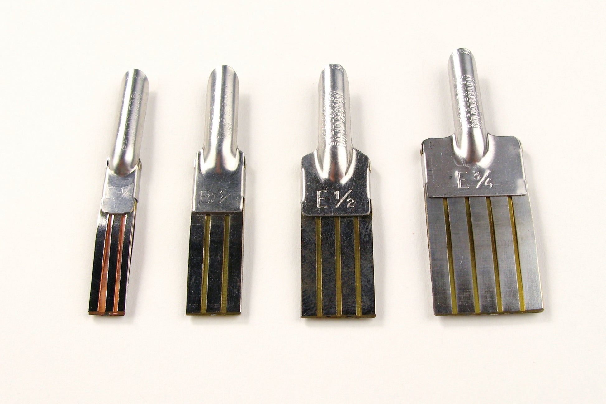 Speedball - Steel Brush Dip Pen Nib - Art Noise Speedball - Steel Brush Dip Pen Nib Speedball Dip Pens art-noise.myshopify.com speedball-steel-brush-dip-pen-nib