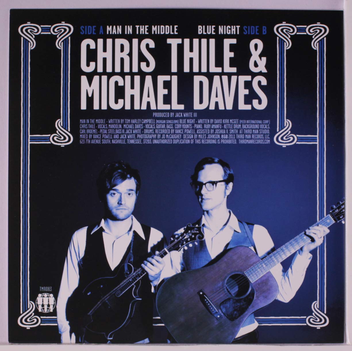 Chris Thile/Michael Daves - Man in the Middle (7") - Art Noise Chris Thile/Michael Daves - Man in the Middle (7") Art Noise Music Records art-noise.myshopify.com chris-thile-michael-daves-man-in-the-middle-7