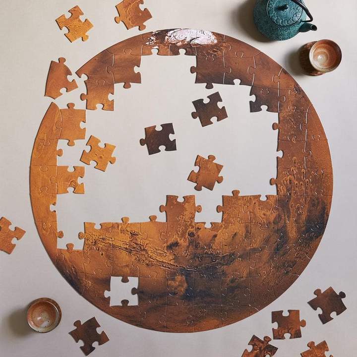 Mars: 100 Piece PuzzleFeaturing photography from the archives of NASA